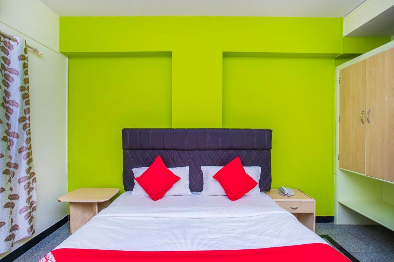 Oyo 25036 Suraksha Residency 3* Bangalore